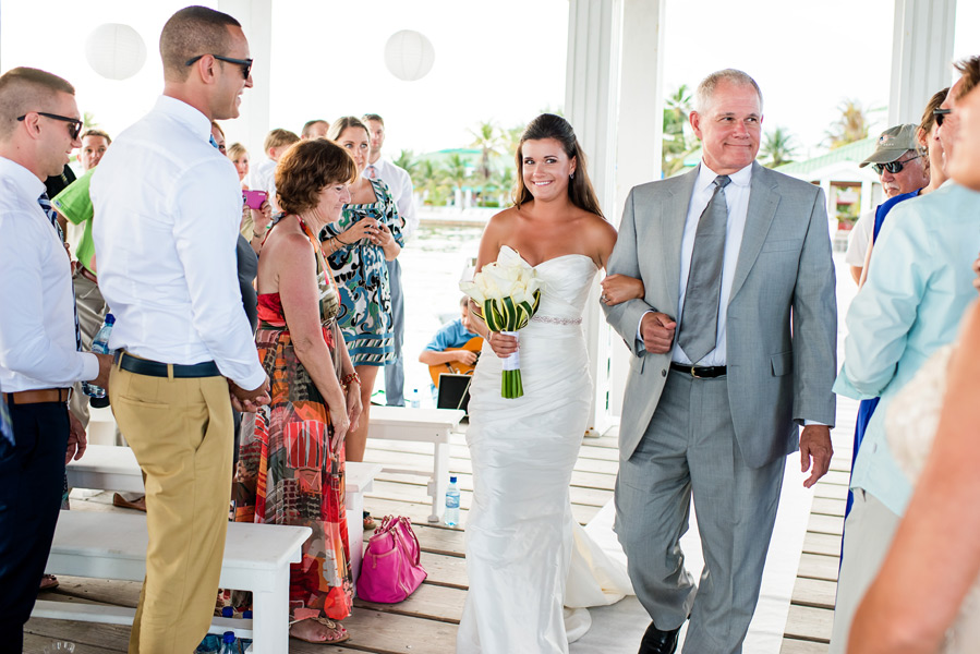 Banyan Bay wedding. Bride and father walking down the aisle. Leonardo Melendez Photography.