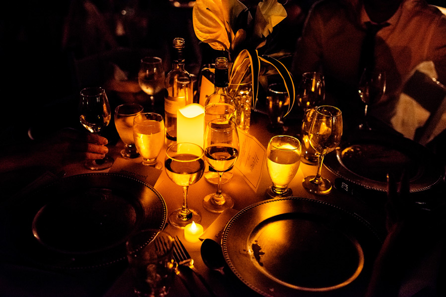 Table setup. Belize Grand Caribe wedding. Photo by wedding photographer Leonardo Melendez.