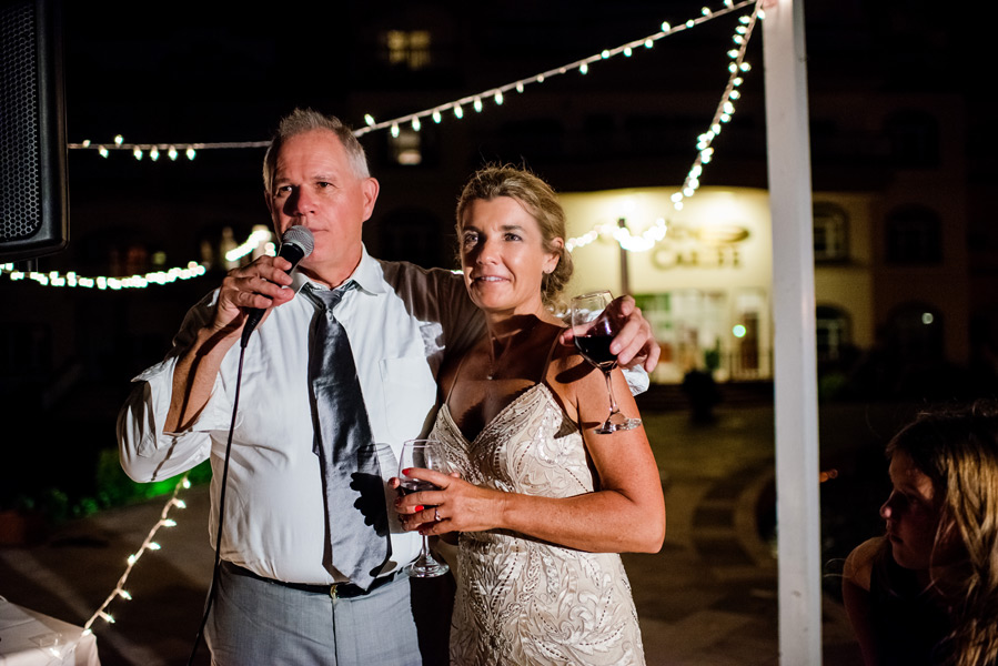 Grand Caribe Belize Wedding Reception. Wedding photographer Leonardo Melendez.